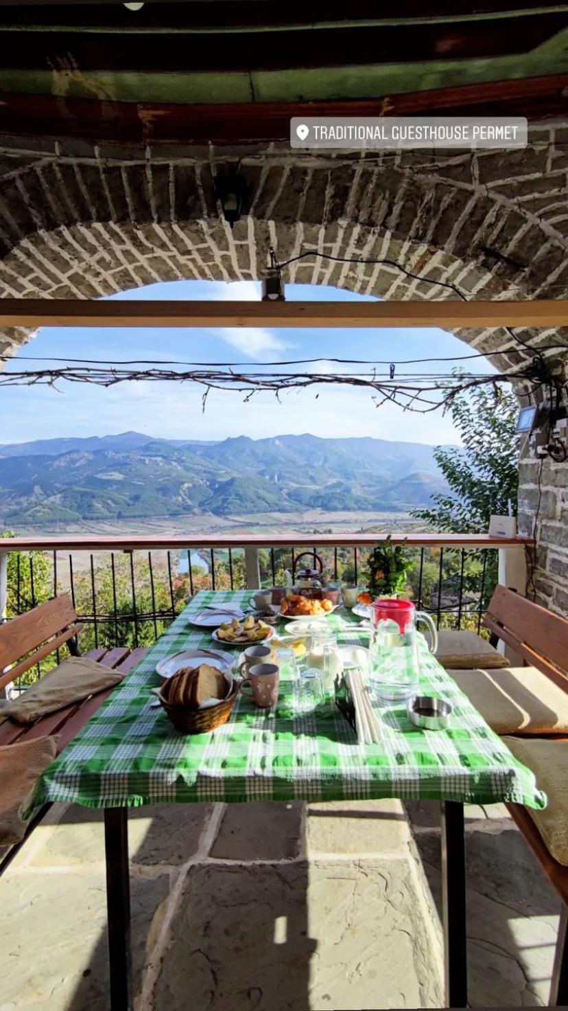 Traditional Guesthouse Permet Exterior photo